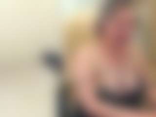 Live cam show with PervertGrandma - Interactivetoy Granny on Camiplay Live