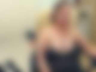 Live cam show with PervertGrandma - Mature on Sweet Sext