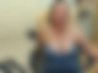Live cam show with PervertGrandma - Granny BBW on Camsoda