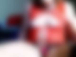 Live cam show with SummerSchipper - Blue Eyes on Milfs Live