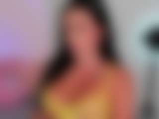 yulli-1's Live Sex Cam Show
