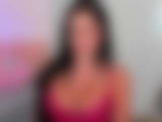 yulli-1's Live Sex Cam Show