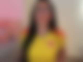 Live cam show with yulli-1 - College on Dolls Live
