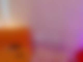 yulli-1's Live Sex Cam Show