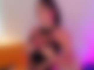 yulli-1's Live Sex Cam Show