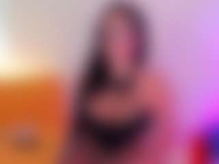 Live cam show with yulli-1 - Spanks on TastyBlacksLive