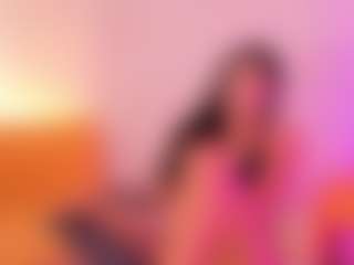 yulli-1's Live Sex Cam Show