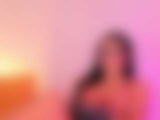 Live cam show with yulli-1 - Riding on wildcum.com