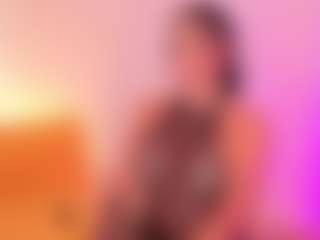 yulli-1's Live Sex Cam Show