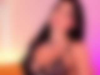 yulli-1's Live Sex Cam Show