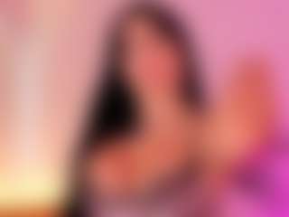 yulli-1's Live Sex Cam Show