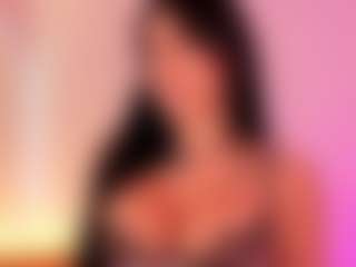 yulli-1's Live Sex Cam Show