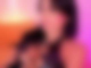 yulli-1's Live Sex Cam Show