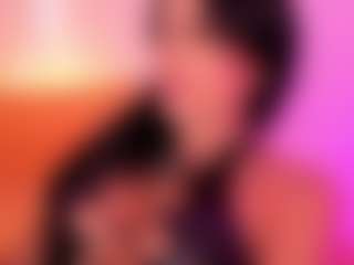 yulli-1's Live Sex Cam Show