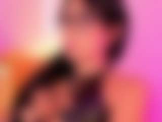 yulli-1's Live Sex Cam Show