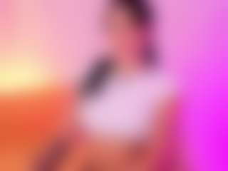 yulli-1's Live Sex Cam Show