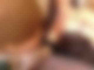 AmandaFerrer MILF webcam performer live streaming