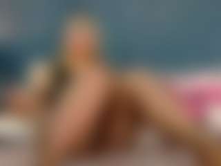 Live cam show with AmandaFerrer - Middle Aged on x69.live