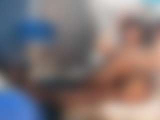 Live cam show with AmandaFerrer - Smoke on Milfs Live