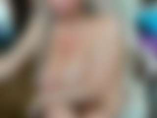 SquirtySexyMilf's Live Sex Cam Show