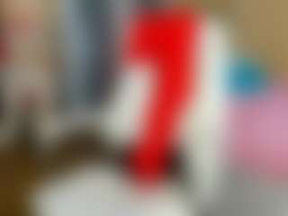 SquirtySexyMilf's Live Sex Cam Show