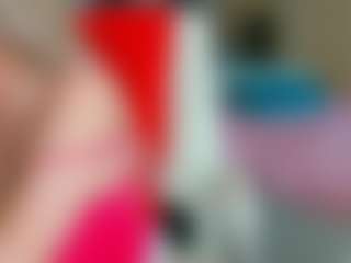 Live cam show with SquirtySexyMilf - Smoking on SpankPalCams