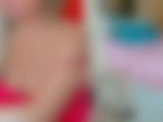 Live cam show with SquirtySexyMilf - Latina Mature on Uber Horny