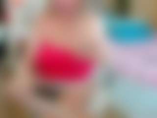 Live cam show with SquirtySexyMilf - Cum In Pussy on Hubzter Live