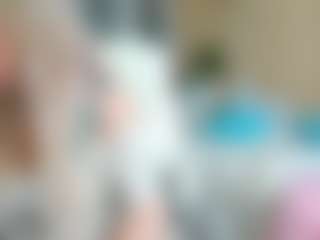 SquirtySexyMilf's Live Sex Cam Show