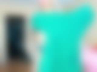 SquirtySexyMilf MILF webcam performer live streaming