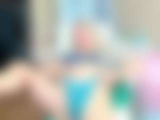 SquirtySexyMilf's Live Sex Cam Show