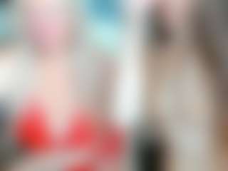 SquirtySexyMilf MILF webcam performer live streaming