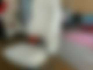 SquirtySexyMilf's Live Sex Cam Show