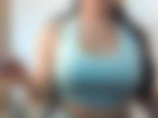 Live cam show with mia ferreyra - Blowjob on Camsoda