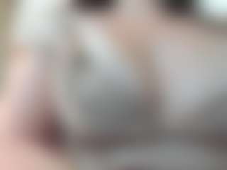 Live cam show with mia ferreyra - Bedroom on dasdasdadada.com