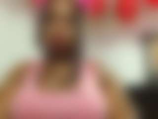 Live cam show with Chole12owens - Squirt MILF on Camsoda