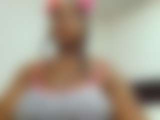 Chole12owens's Live Sex Cam Show