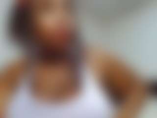 Live cam show with Chole12owens - Solo on Milfs Live