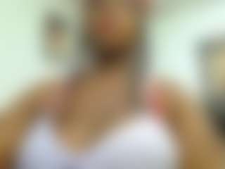 Live cam show with Chole12owens - Living Room on camtv