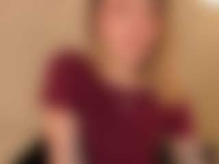 Live cam show with evebenson - Petite on Camsoda