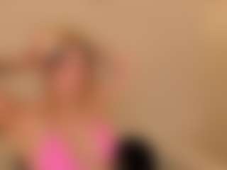 Live cam show with evebenson - Petite on instabang