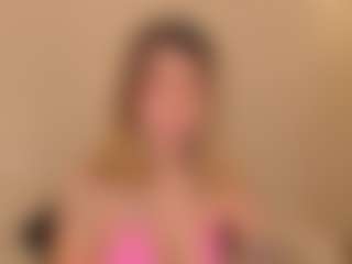 Live cam show with evebenson - Blonde Hair on Free Soda