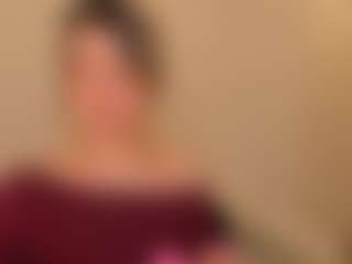 Live cam show with evebenson - Teen (18+) on xDating
