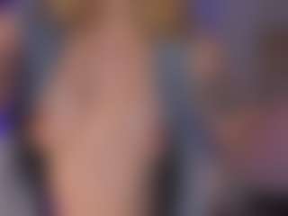 Live cam show with evebenson - Blonde Hair on Milfs Live