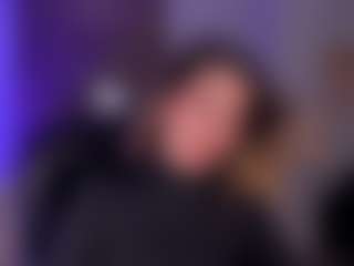 Live cam show with evebenson - Petite on Cam Slut