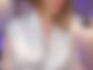 Live cam show with evebenson - Blonde Hair on Milfs Live