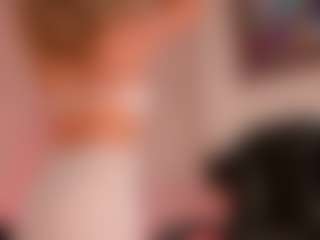 Live cam show with evebenson - Brown Eyes Blonde Hair on Camming Site
