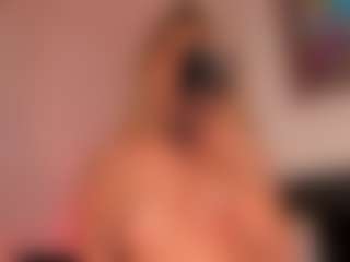 evebenson's Live Sex Cam Show