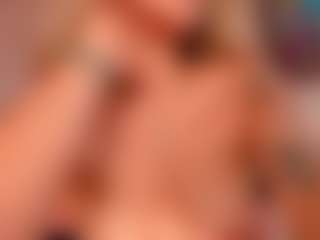 evebenson's Live Sex Cam Show