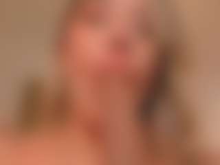 evebenson's Live Sex Cam Show